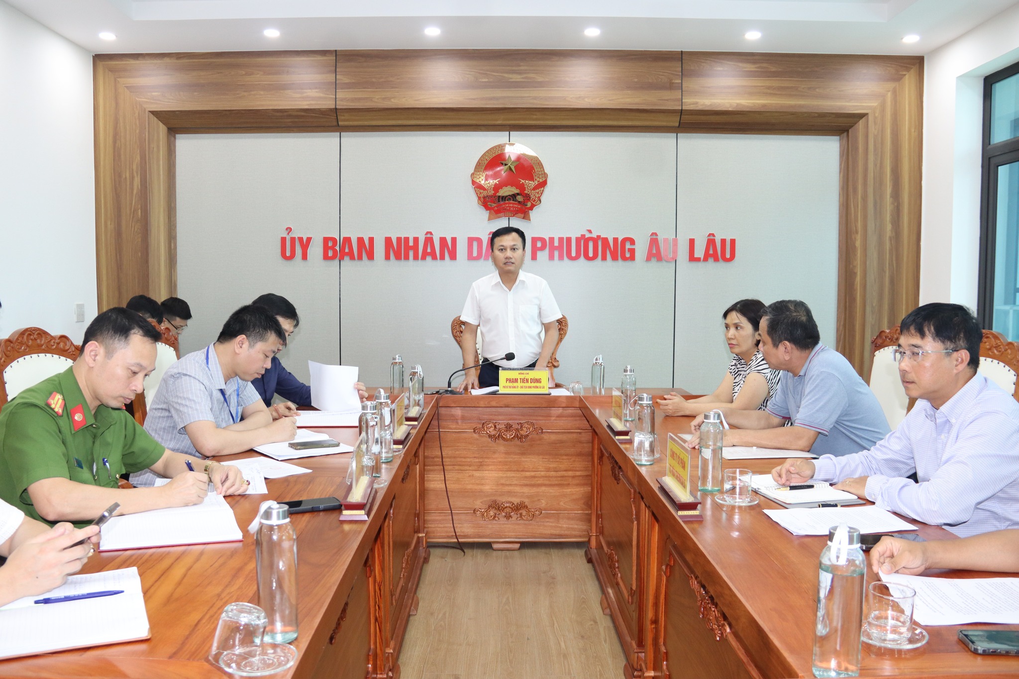 Phường Âu Lâu làm việc với Công ty TNHH May Chiến Thắng, Công ty Cổ phần VS hóa Chemicals trong Cụm Công nghiệp Âu Lâu
